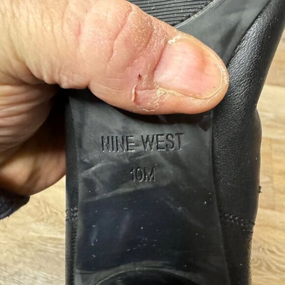 Nine West Icelando Black Leather Pull On Ankle Boots Women Size 10 - Picture 5 of 7